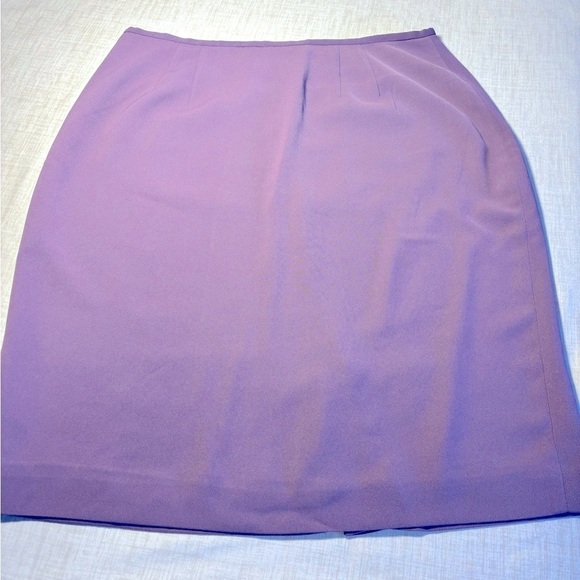 Jacqueline Ferrar Dresses & Skirts - Jacqueline Ferrar Womens Sz XL Midipenxil Skirt  Purple Pull-On Back Slit